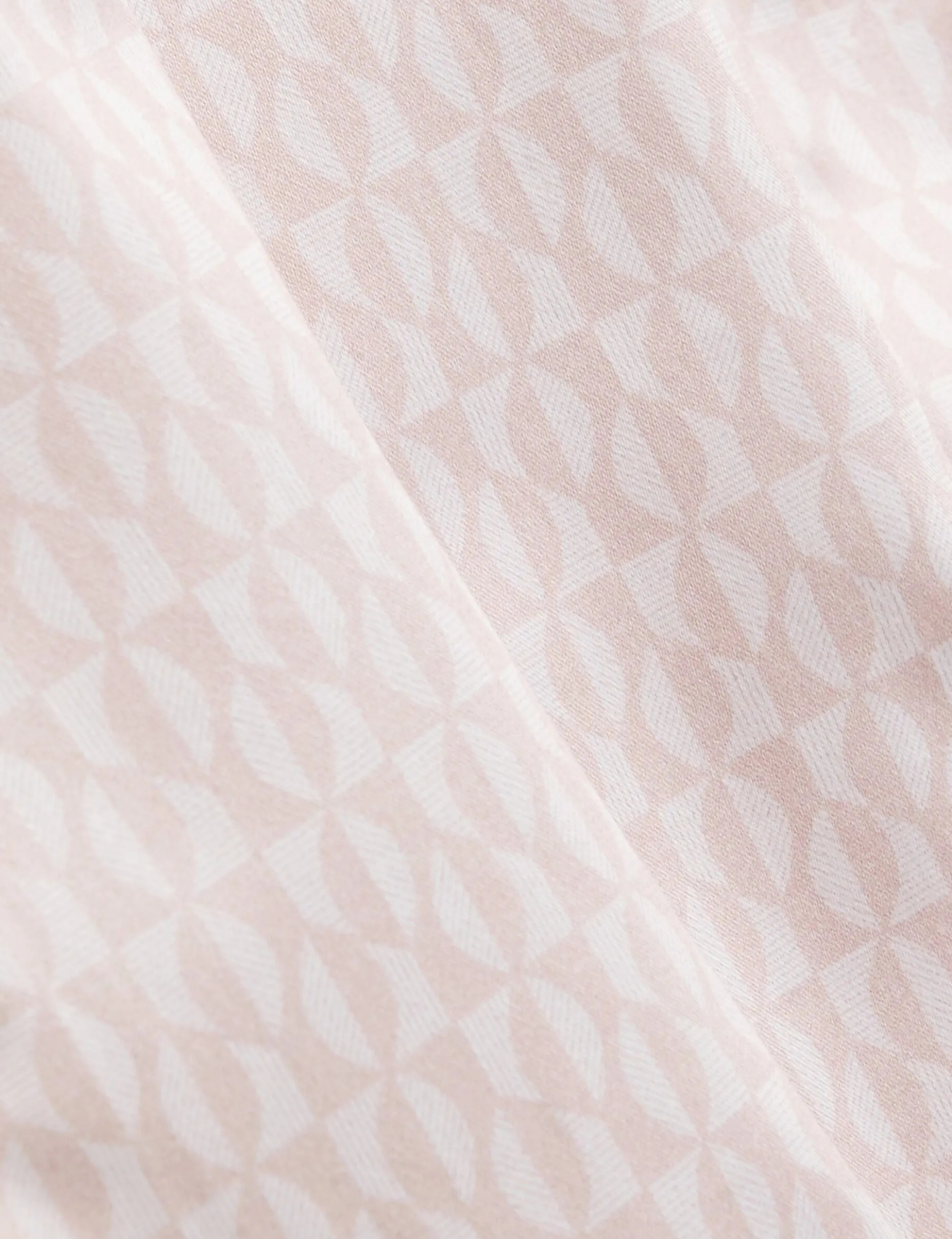 Geometric Leaf Print Short Sleeve Shirt
