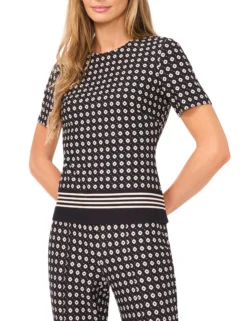Geometric Short Sleeve Knit Top