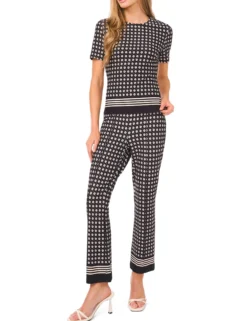 Geometric Short Sleeve Knit Top