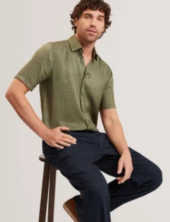Geometric Tile Print Short Sleeve Shirt