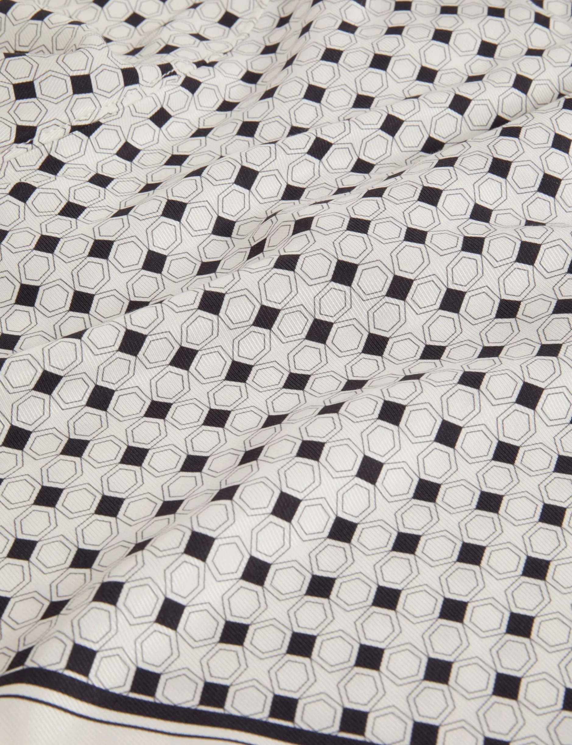 Geo Tile Print Relaxed Pull-On Shorts