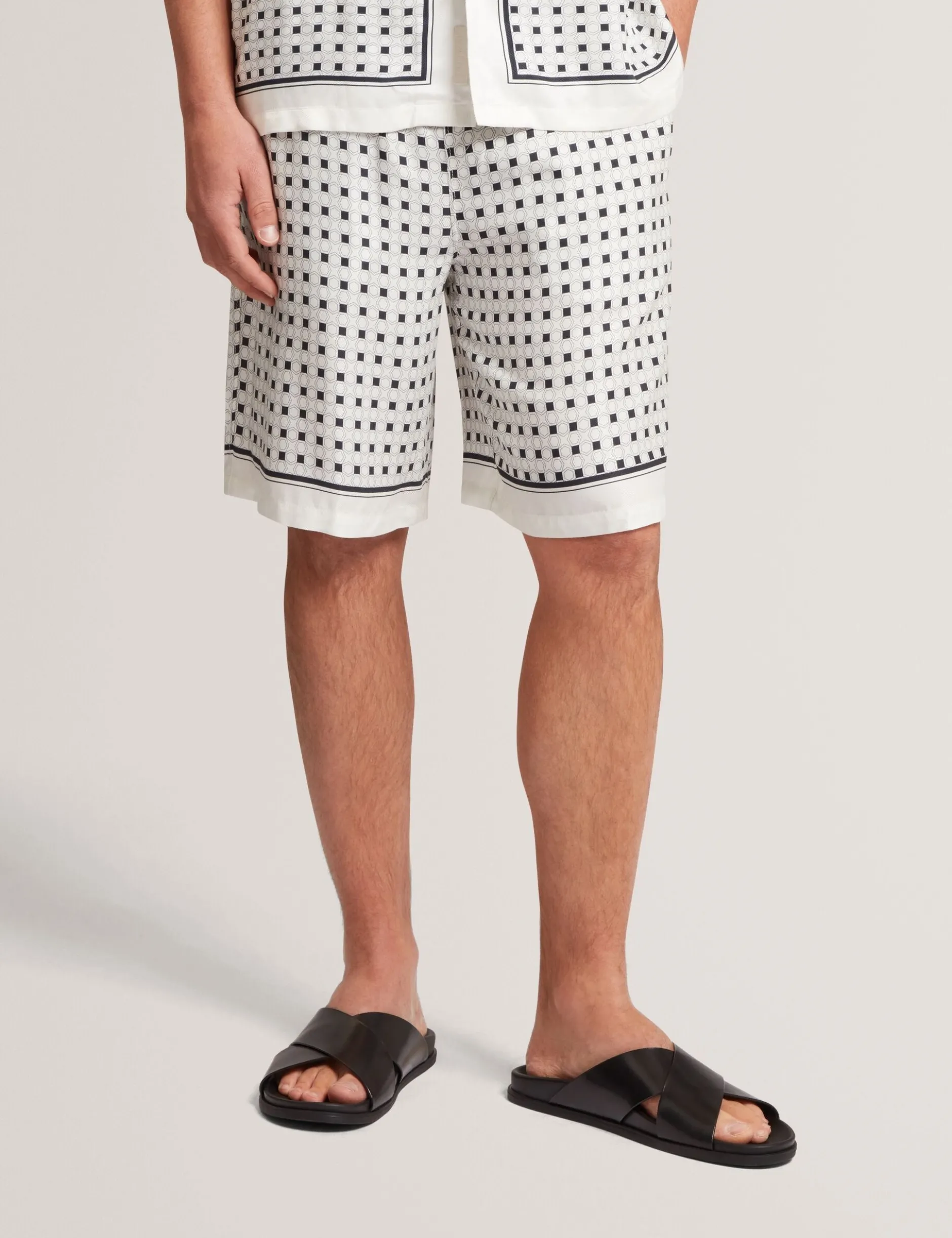 Geo Tile Print Relaxed Pull-On Shorts