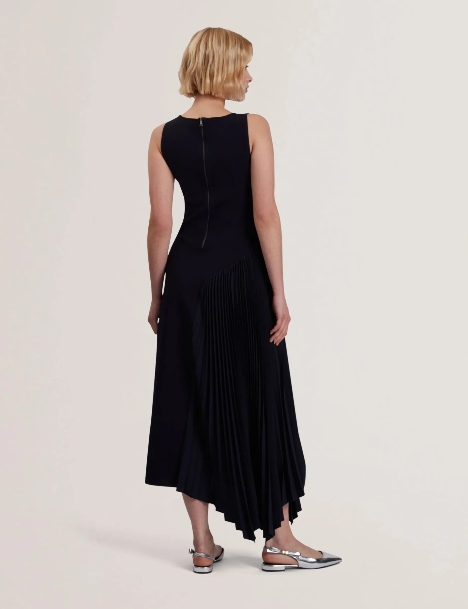 Pleated Panel Sleeveless Knitted Midi Dress