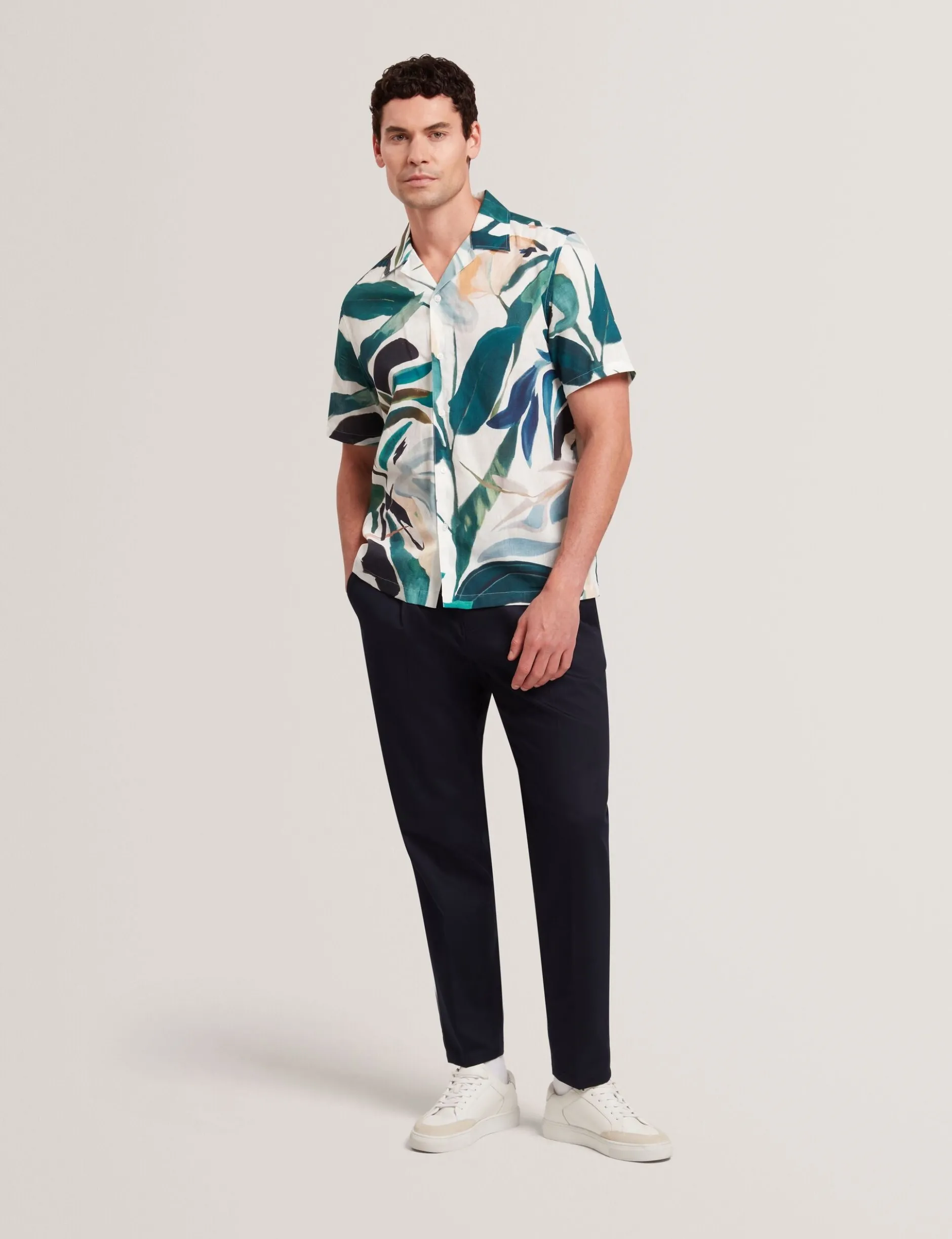 Relaxed Floral Short Sleeve Linen Shirt