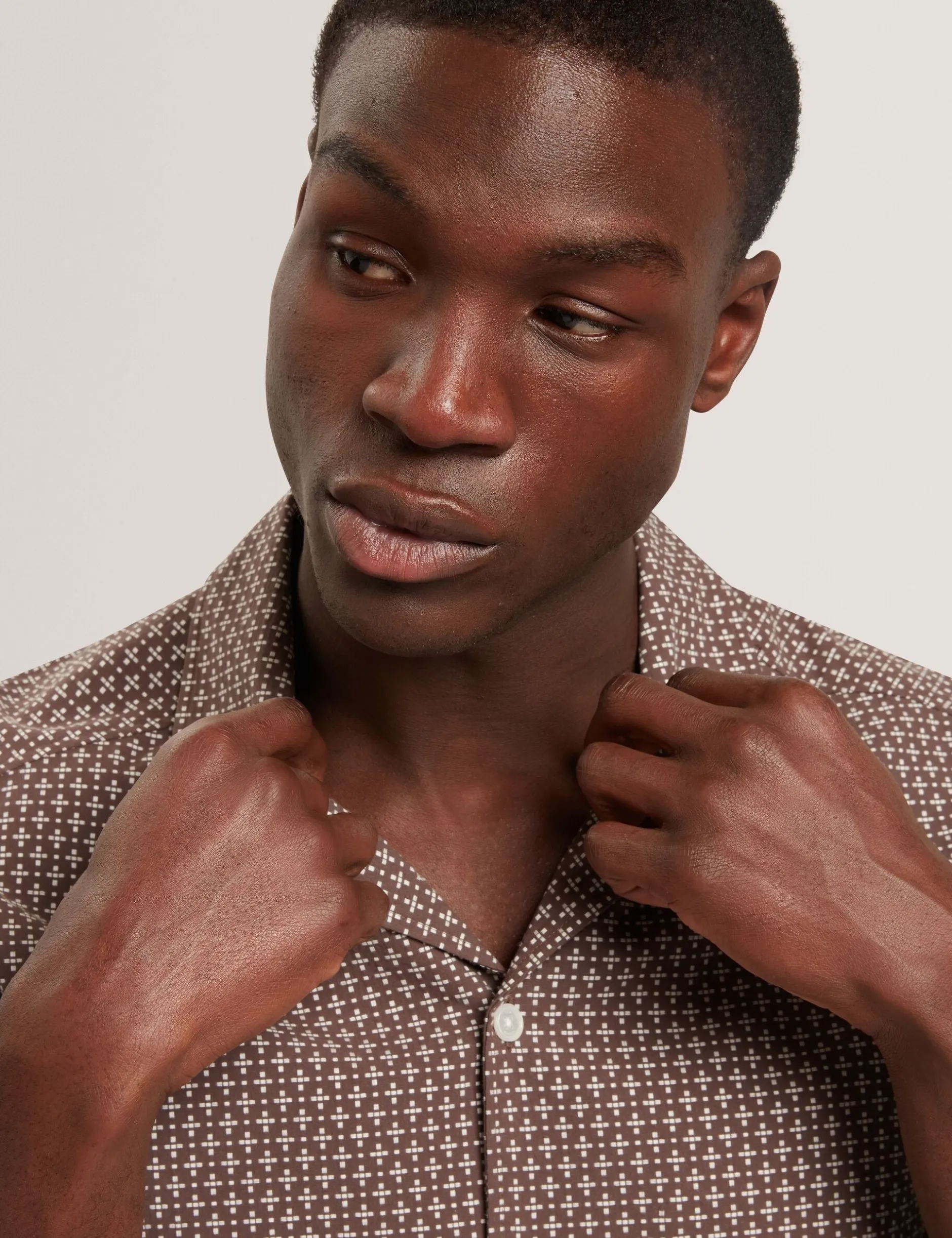 Relaxed Geo Stitch Short Sleeve Shirt