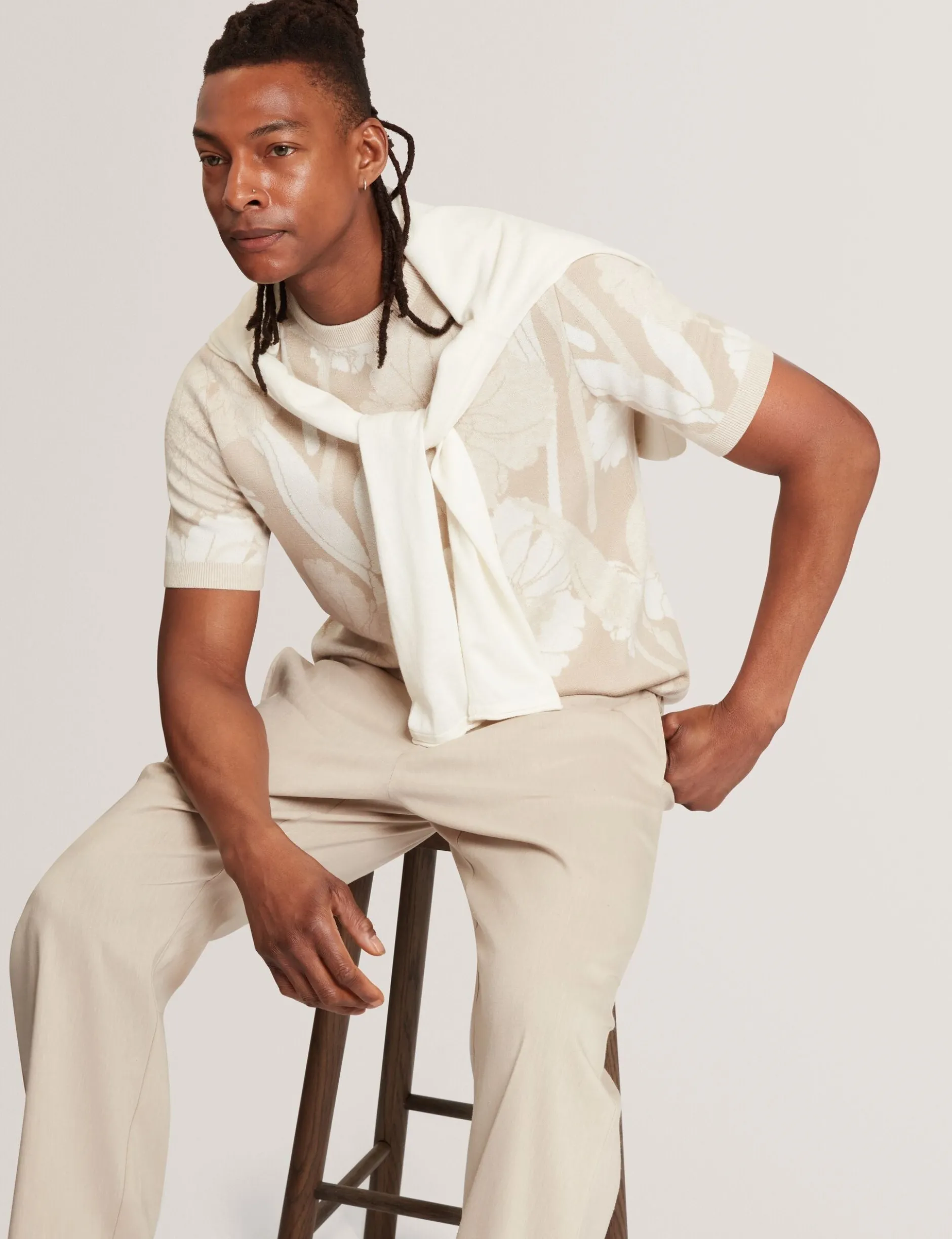 Relaxed Linen Blend Elasticated Trousers
