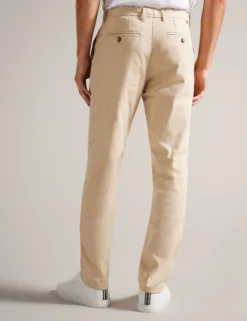 Slim Fit Chino