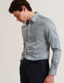 Slim Geo Striped Long Sleeve Shirt